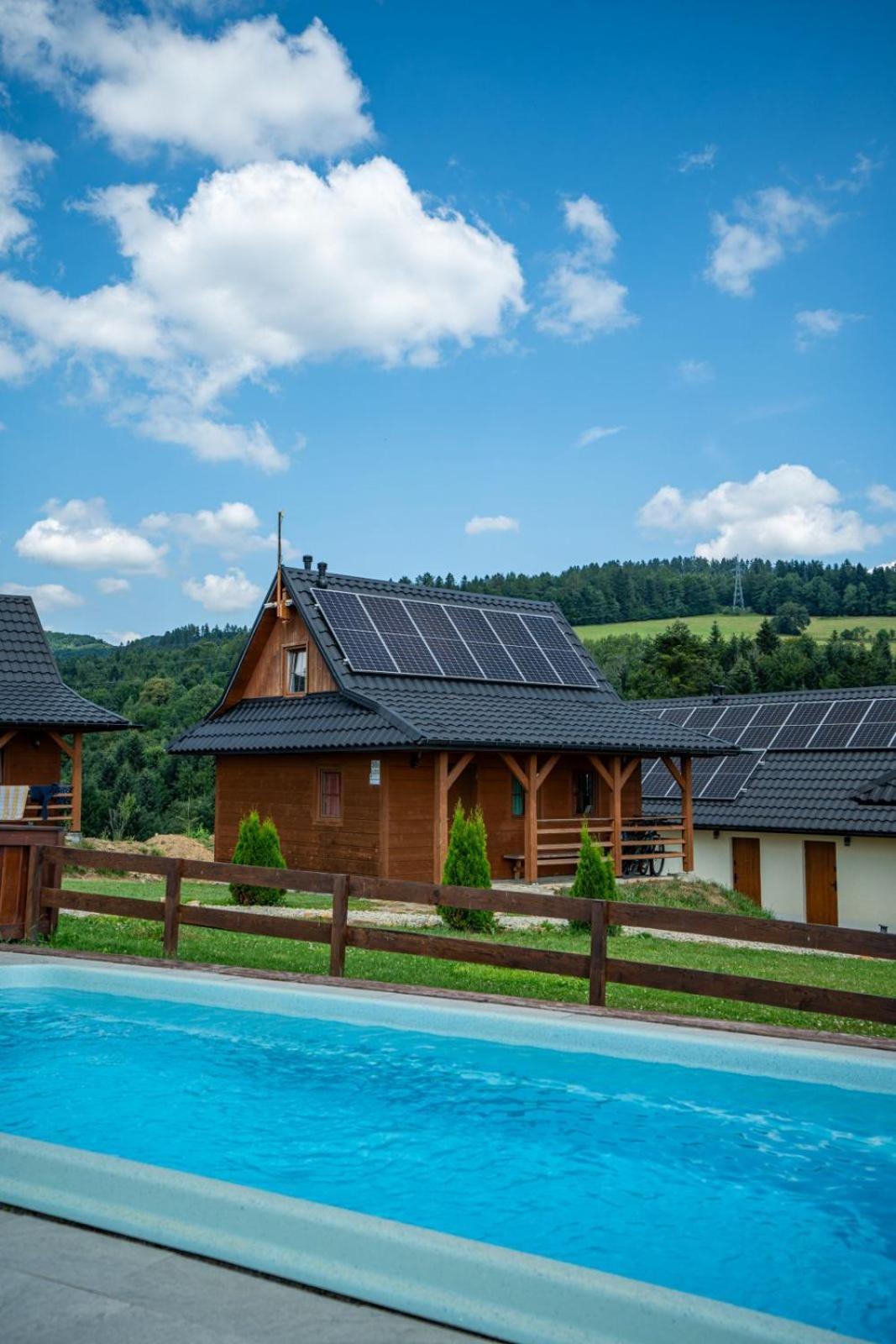 Chatki Niwki U Zboja Krościenko Exteriér fotografie