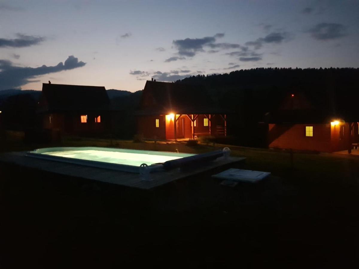 Chatki Niwki U Zboja Krościenko Exteriér fotografie